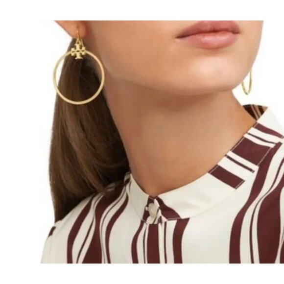 Tory Burch Gold Stacked T Logo Hoop Earrings - Picture 4 of 7